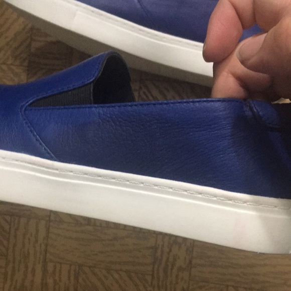 Women’s sneakers in cobalt blue, size 6.5 from Kenneth Cole. Never worn - Picture 4 of 7